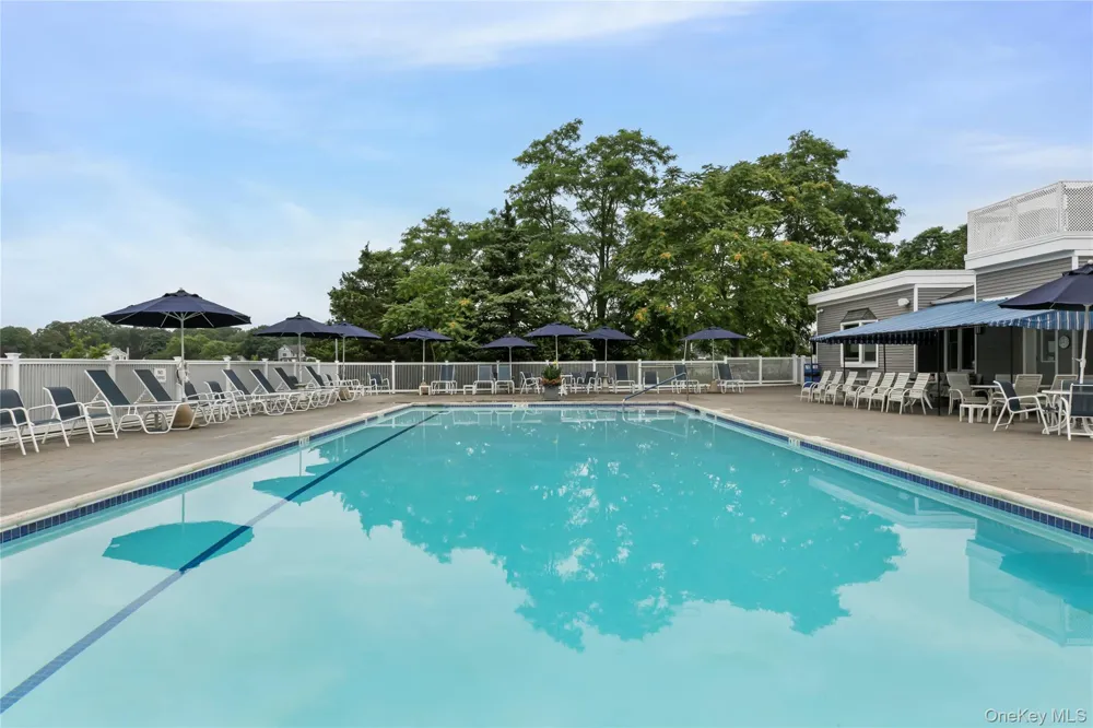 632 Water Way #32 Moriches, NY 11955