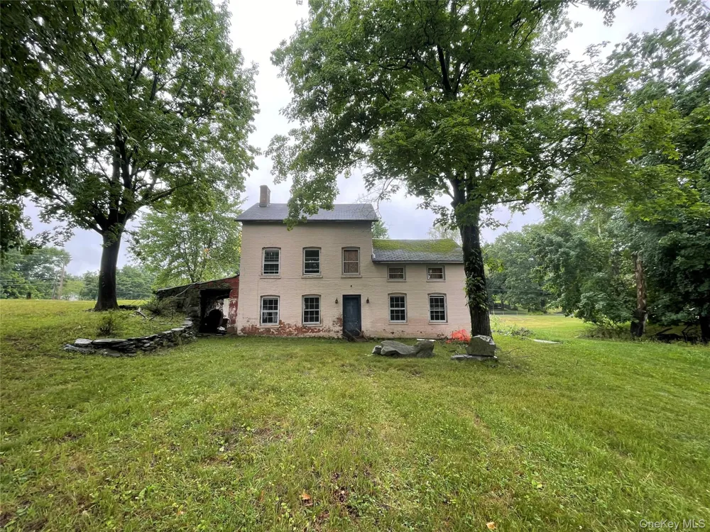 169 Holmes Road Newburgh, NY 12550