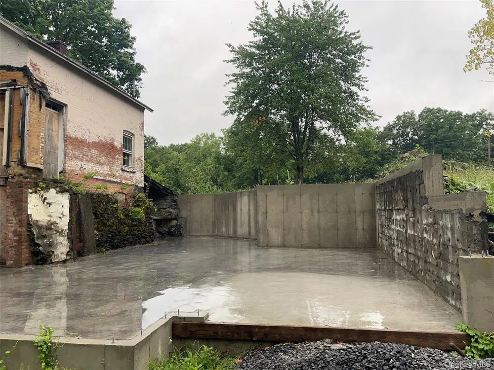 169 Holmes Road Newburgh, NY 12550