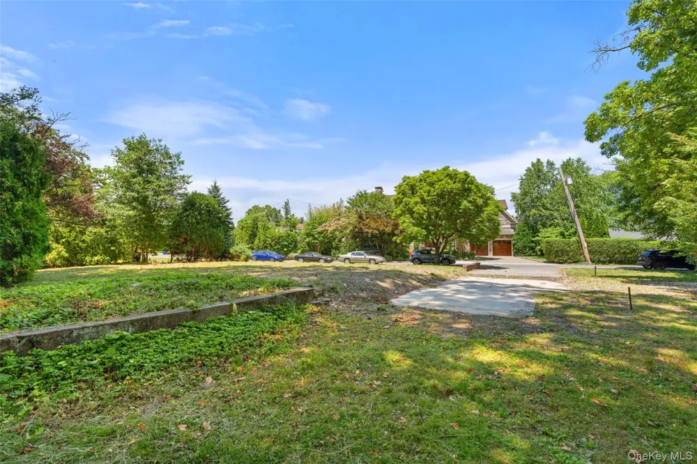 819 The Crescent Mamaroneck, NY 10543