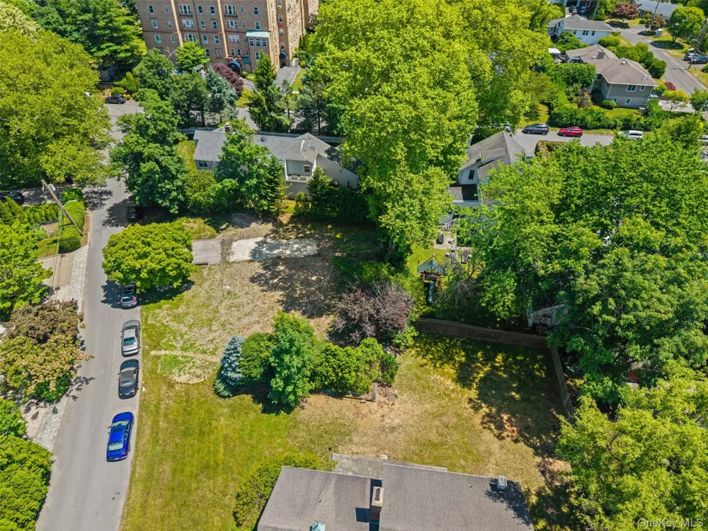 819 The Crescent Mamaroneck, NY 10543