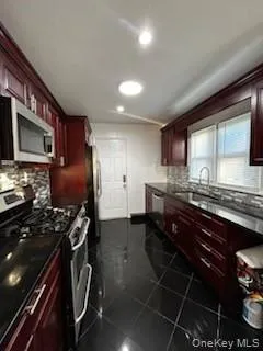 44 Commander Avenue Hempstead, NY 11550