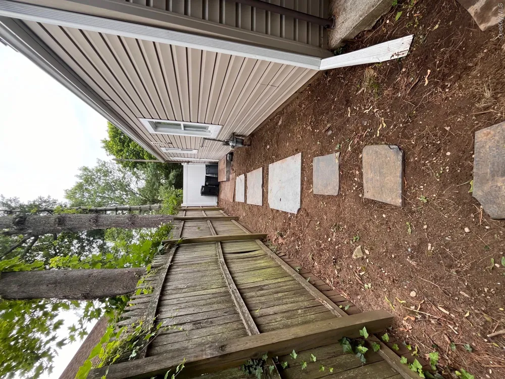 44 Commander Avenue Hempstead, NY 11550