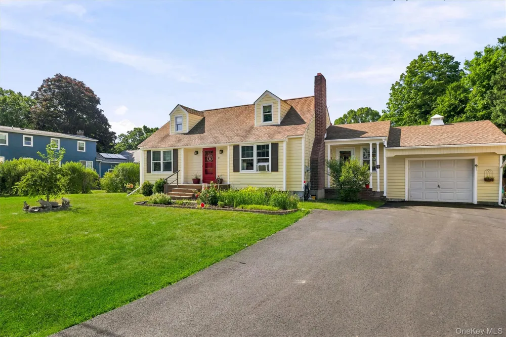 13 Calmer Place Hyde Park, NY 12538