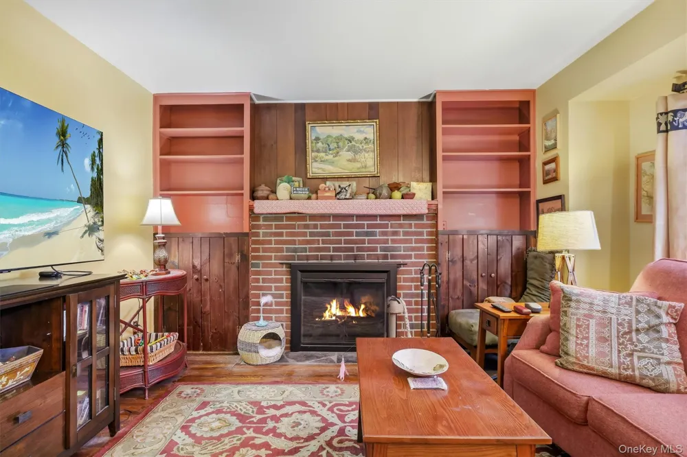 13 Calmer Place Hyde Park, NY 12538