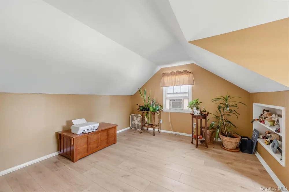 13 Calmer Place Hyde Park, NY 12538