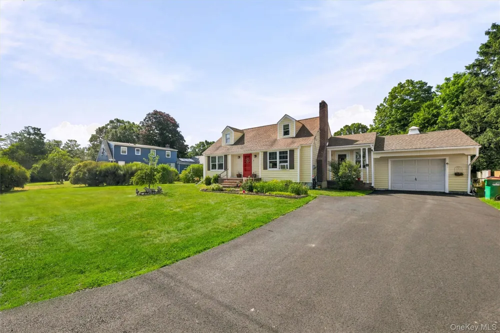 13 Calmer Place Hyde Park, NY 12538