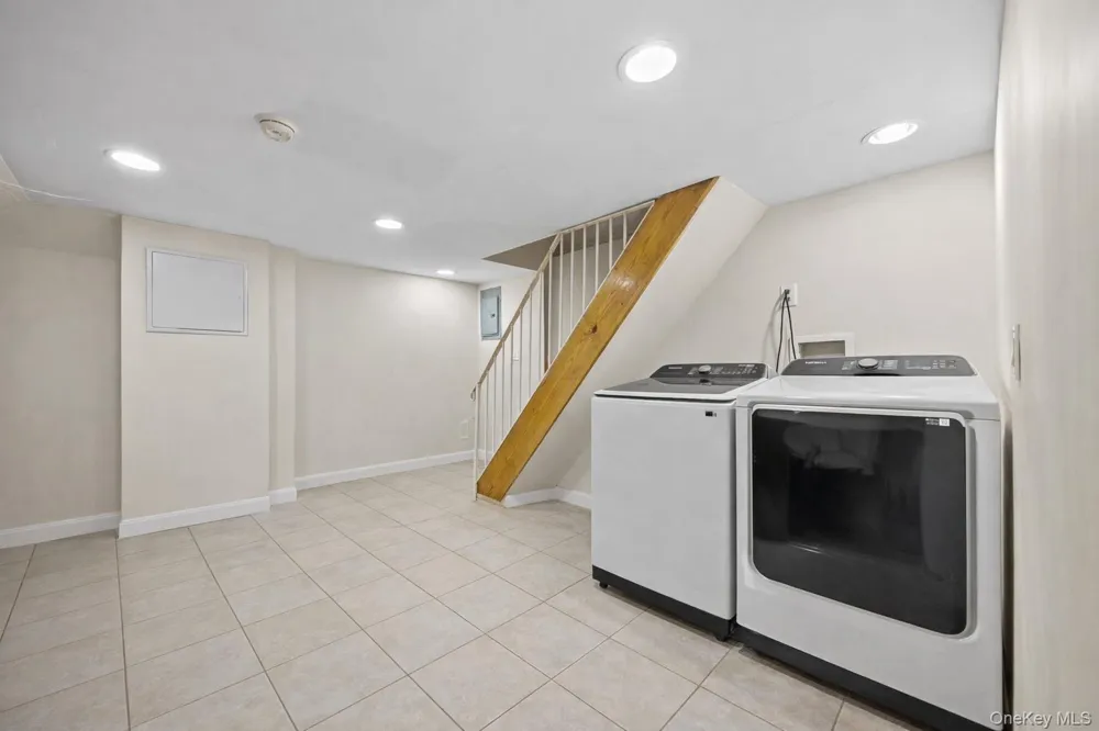831 E 224th Street Bronx, NY 10466