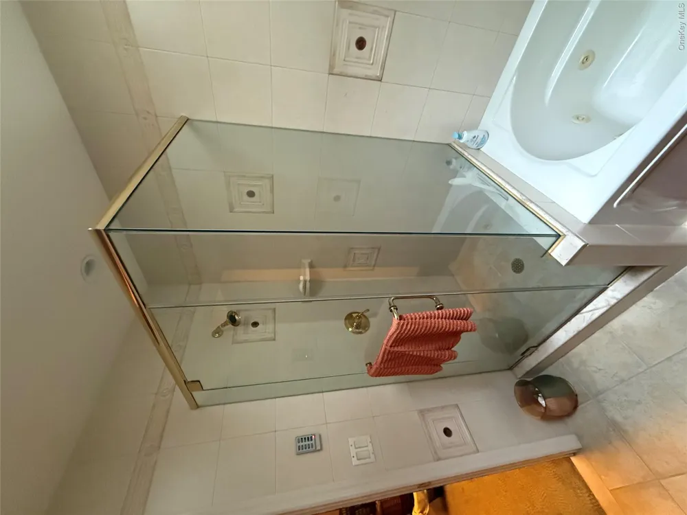 64-23 84th Street Middle Village, NY 11379
