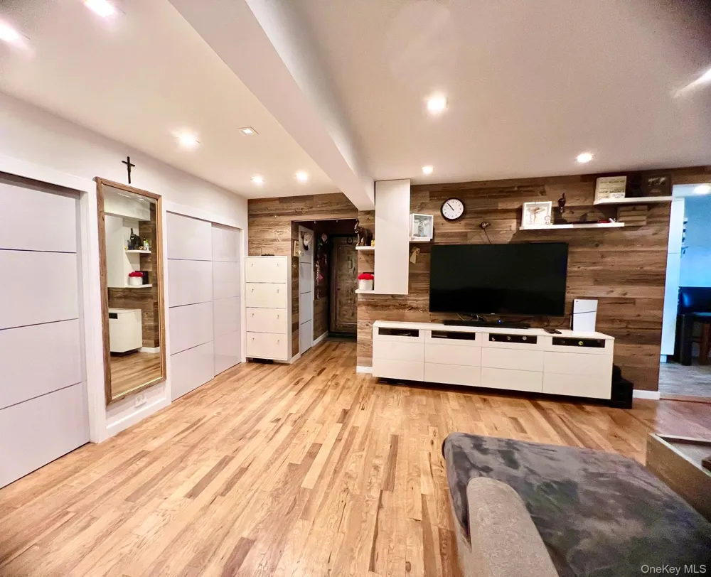 83-30 98th Street #3A Woodhaven, NY 11421
