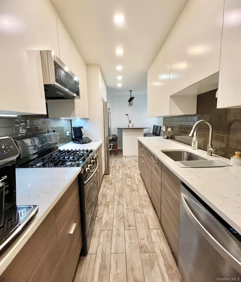 83-30 98th Street #3A Woodhaven, NY 11421