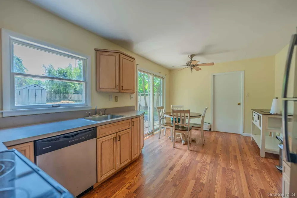 21 Madeley Lane Stony Brook, NY 11790