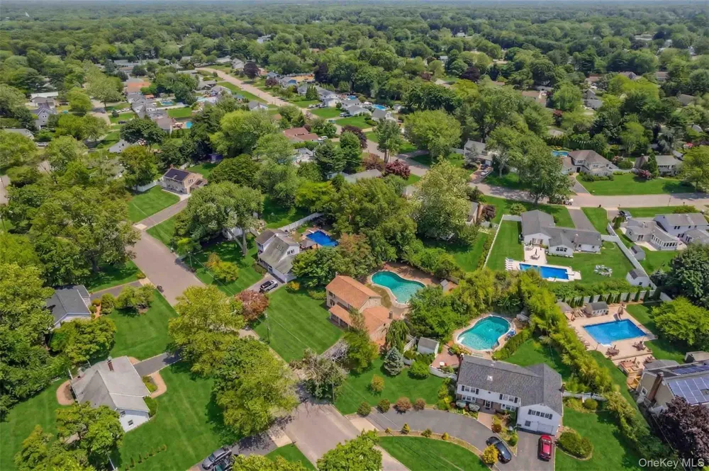 21 Madeley Lane Stony Brook, NY 11790