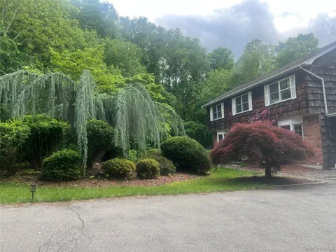 17 Birch Hill