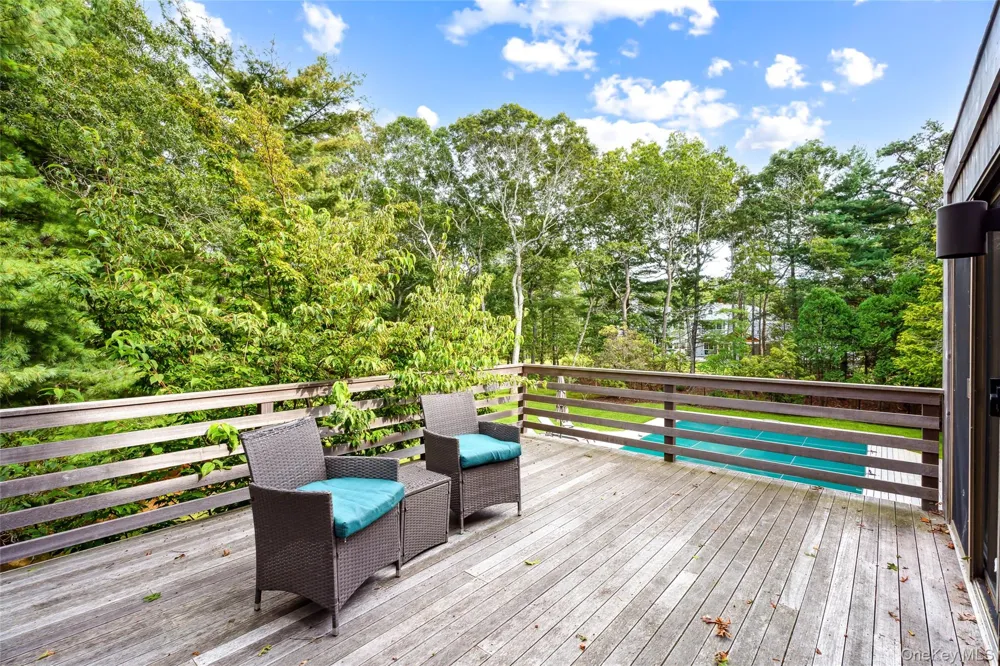 26 Woodland Way Quogue, NY 11959