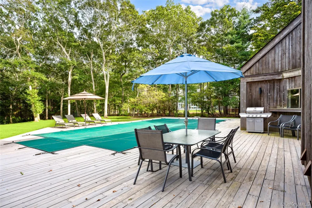 26 Woodland Way Quogue, NY 11959