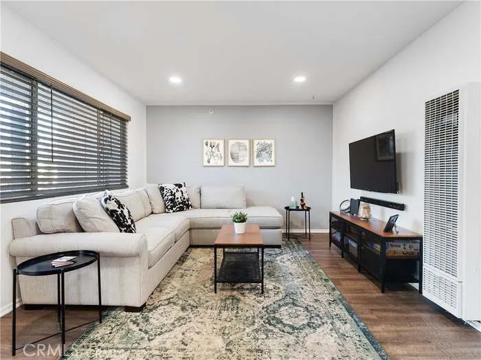 14405 Cerise #29 Hawthorne, CA 90250