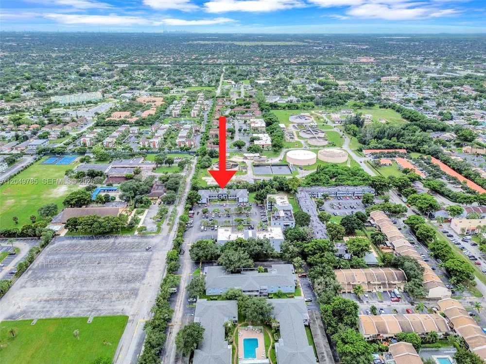 7550 Stirling Rd #C203 Davie, FL 33024
