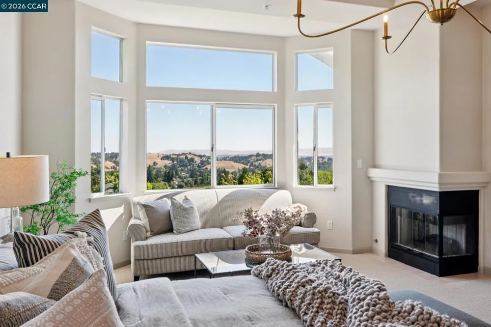 905 Dana Highlands Ct Lafayette, CA 94549