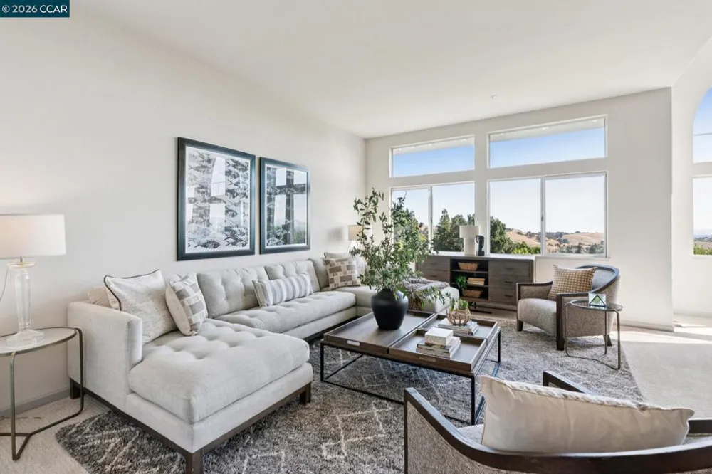 905 Dana Highlands Ct Lafayette, CA 94549
