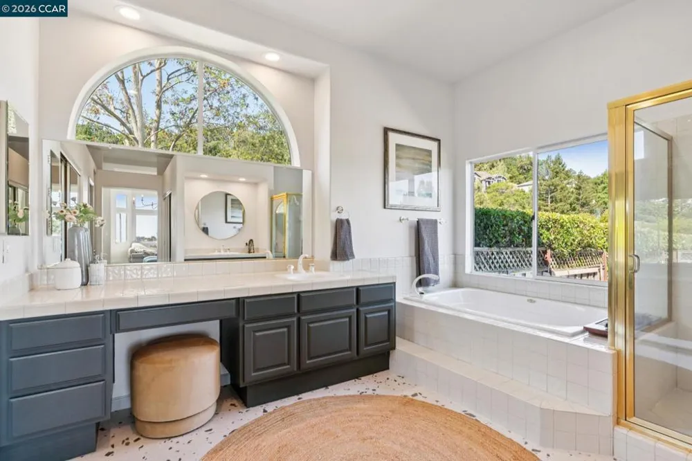 905 Dana Highlands Ct Lafayette, CA 94549