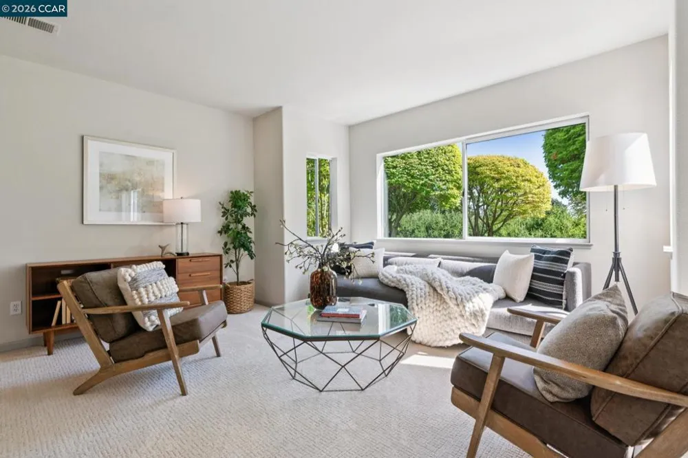 905 Dana Highlands Ct Lafayette, CA 94549