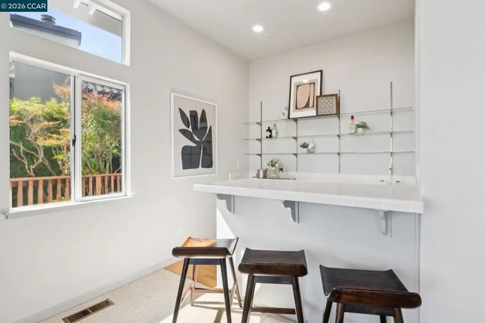 905 Dana Highlands Ct Lafayette, CA 94549