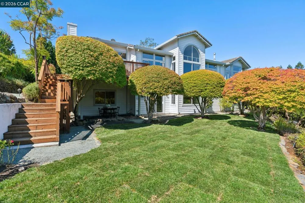 905 Dana Highlands Ct Lafayette, CA 94549