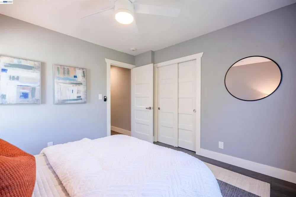 16004 Wellington Way Castro Valley, CA 94578