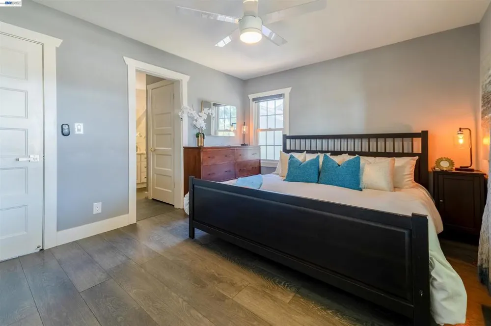 16004 Wellington Way Castro Valley, CA 94578