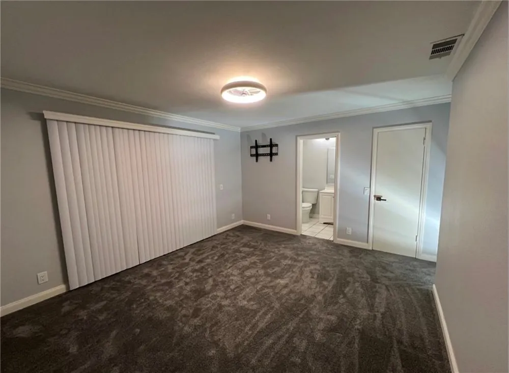 122 Fulton Way Upland, CA 91786
