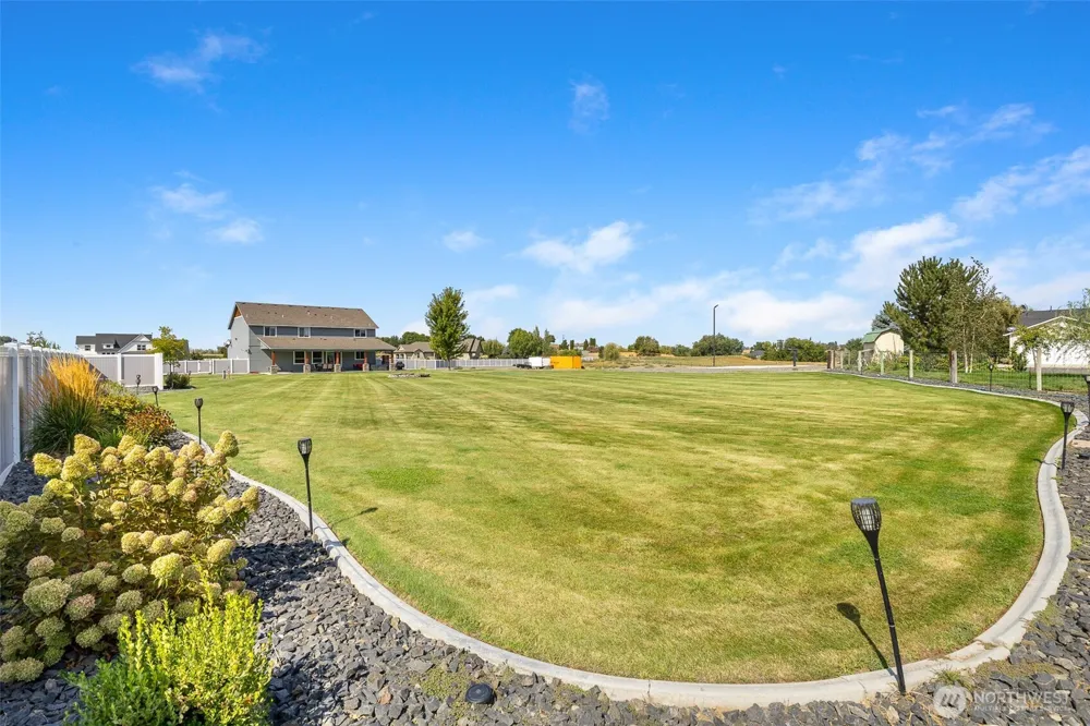 16409 S Lanell Prosser, WA 99350
