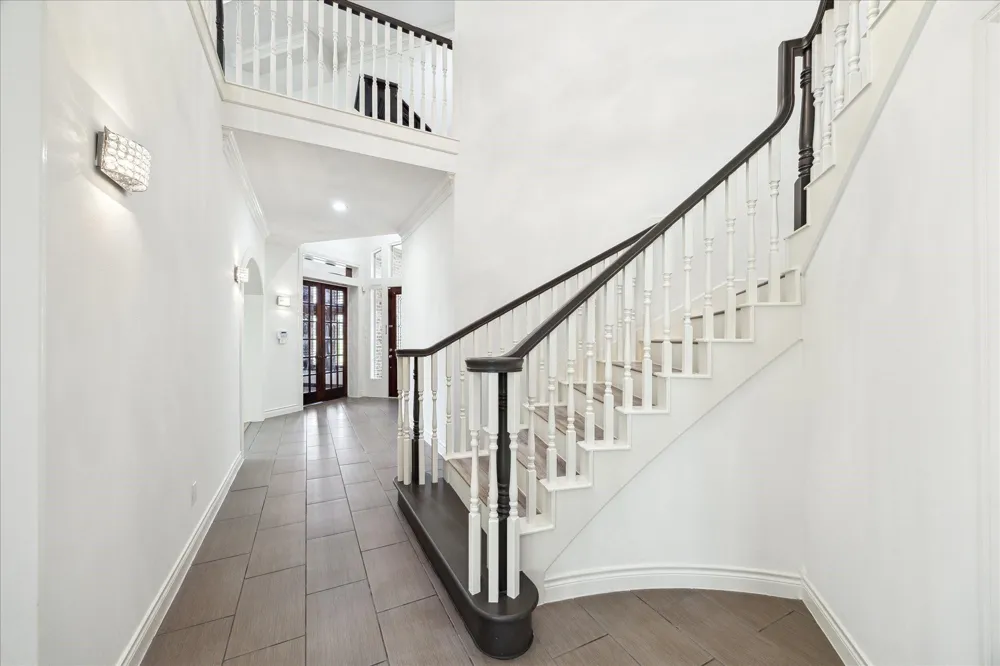 4111 Thistle Hill Court Sugar Land, TX 77479
