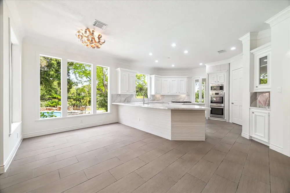 4111 Thistle Hill Court Sugar Land, TX 77479