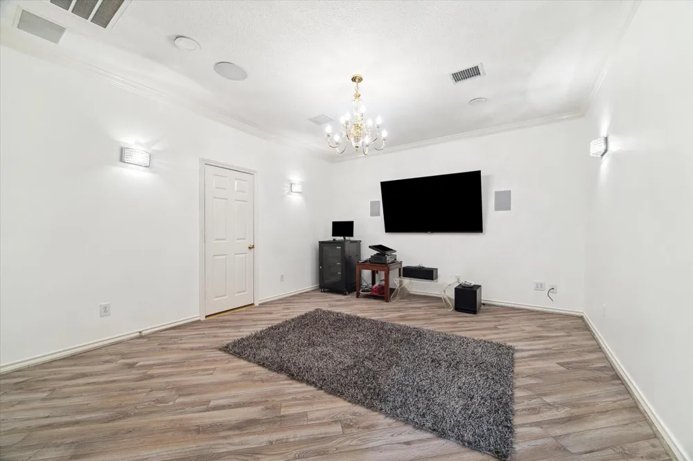 4111 Thistle Hill Court Sugar Land, TX 77479