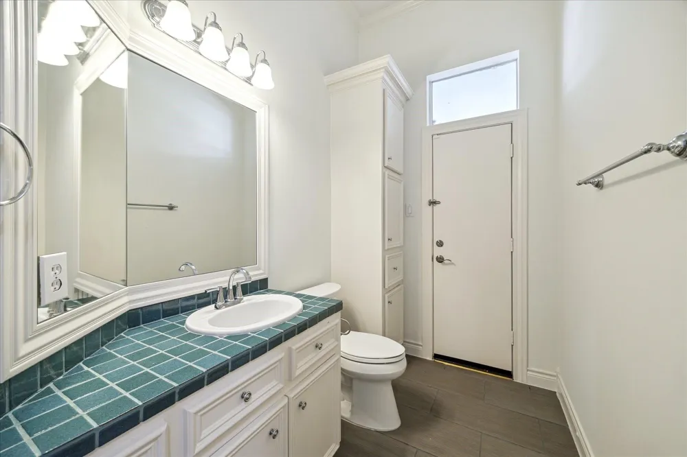 4111 Thistle Hill Court Sugar Land, TX 77479