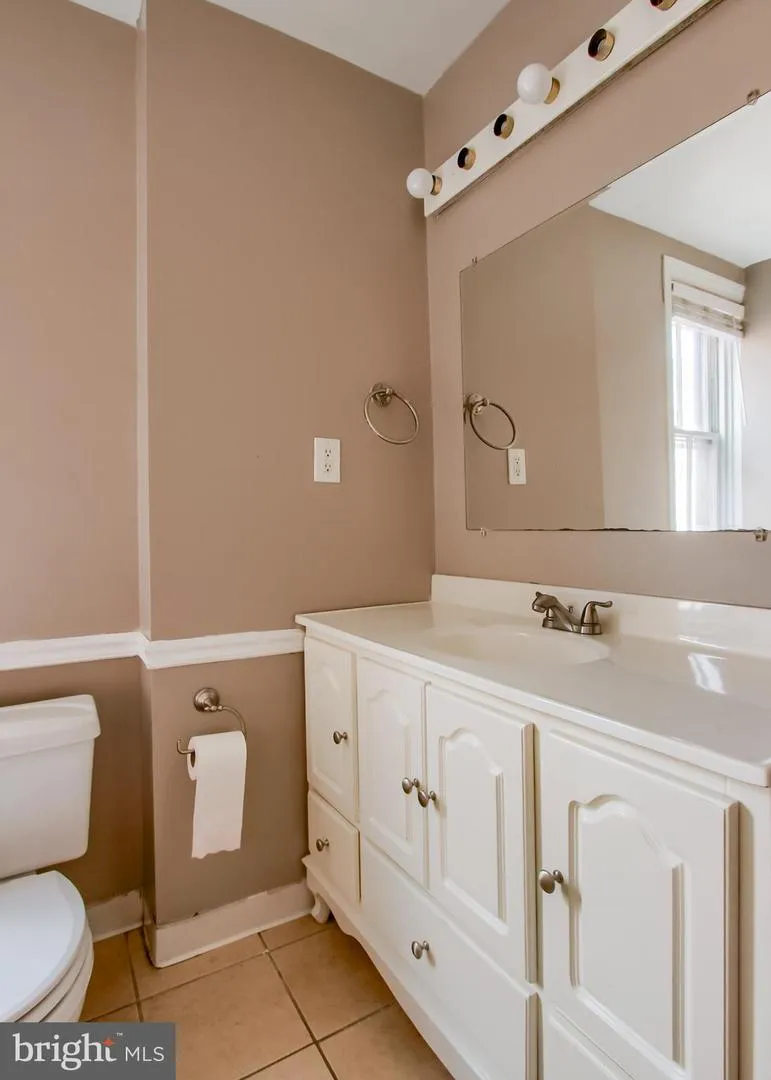 232 PEFFER STREET Harrisburg, PA 17102
