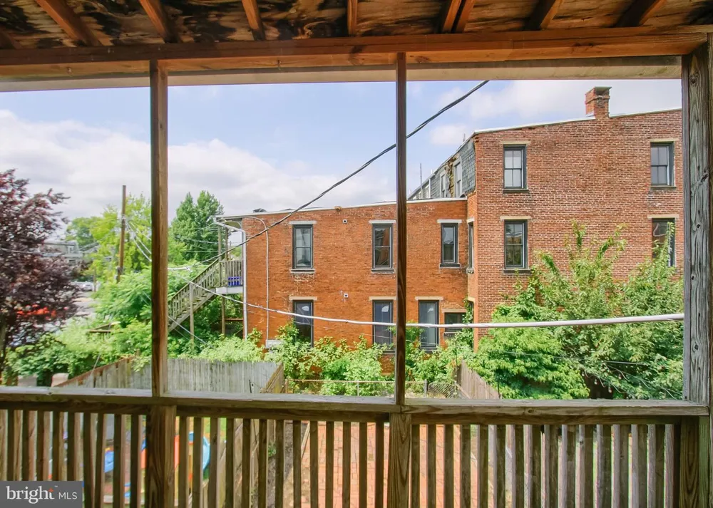 232 PEFFER STREET Harrisburg, PA 17102