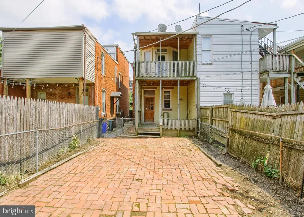 232 PEFFER STREET Harrisburg, PA 17102