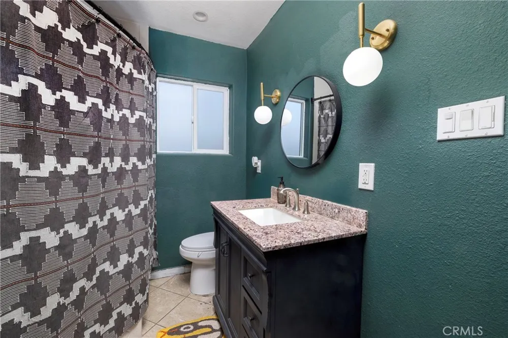 5447 Lime Avenue Long Beach, CA 90805