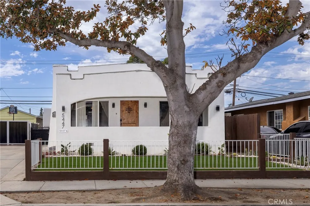 5447 Lime Avenue Long Beach, CA 90805