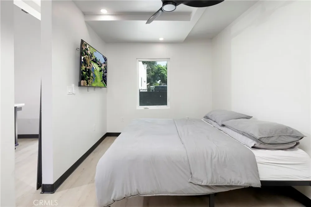 5447 Lime Avenue Long Beach, CA 90805