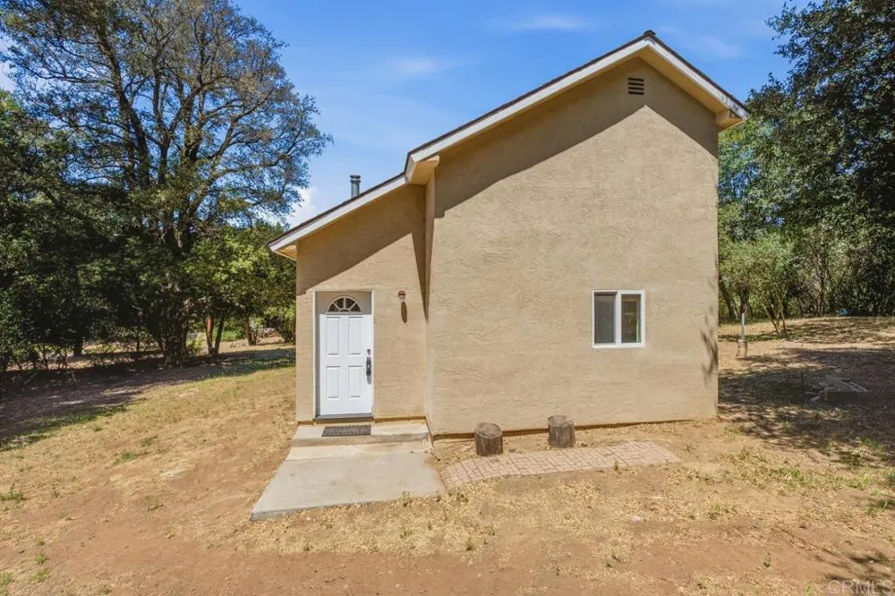 17357 Iron Springs Road Julian, CA 92036