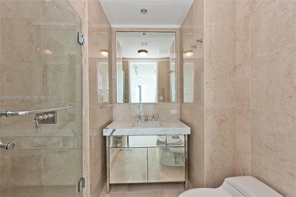 17475 Collins Ave #2003 Sunny Isles Beach, FL 33160
