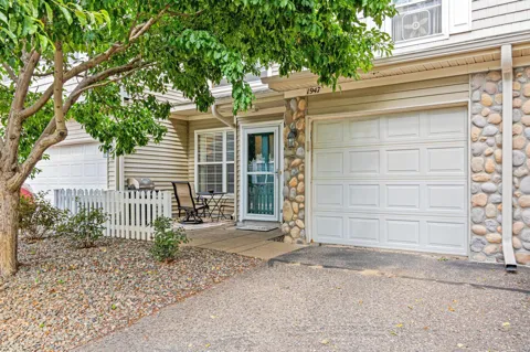 1947 Bluestem Lane