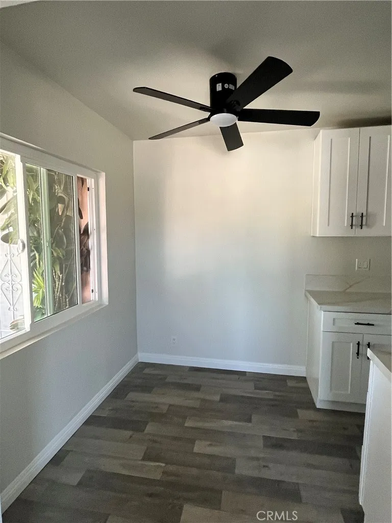 703 W Anaheim Wilmington, CA 90744