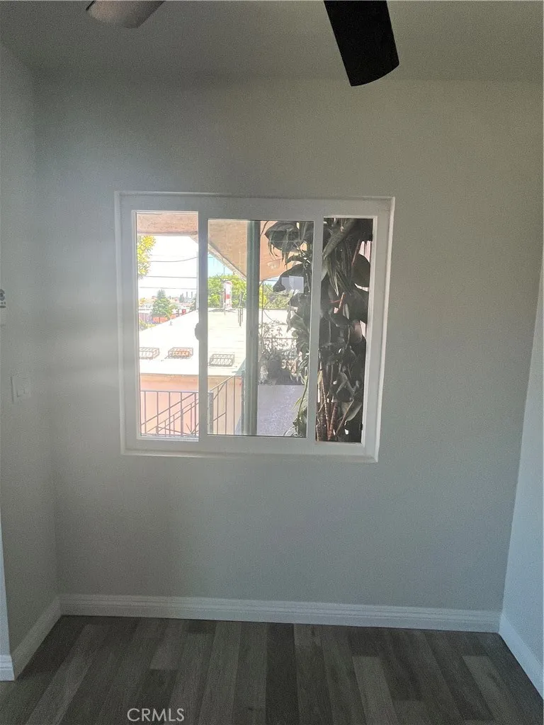 703 W Anaheim Wilmington, CA 90744
