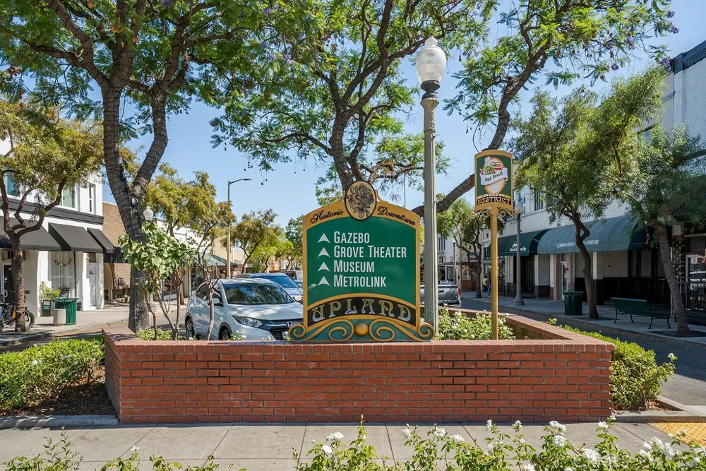 555 D Upland, CA 91786