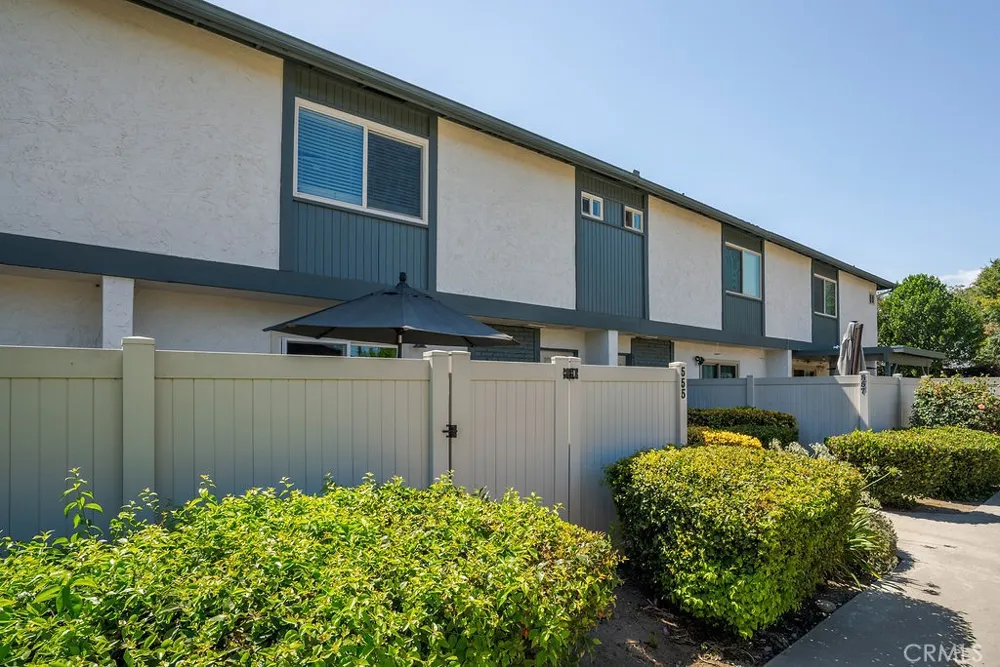 555 D Upland, CA 91786