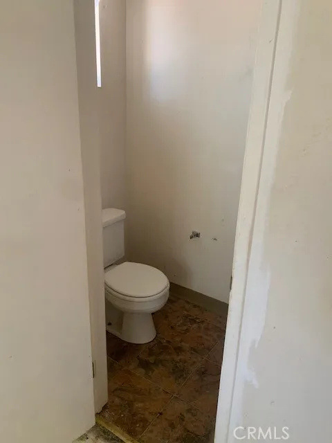 15388 Pacific Clearlake, CA 95422
